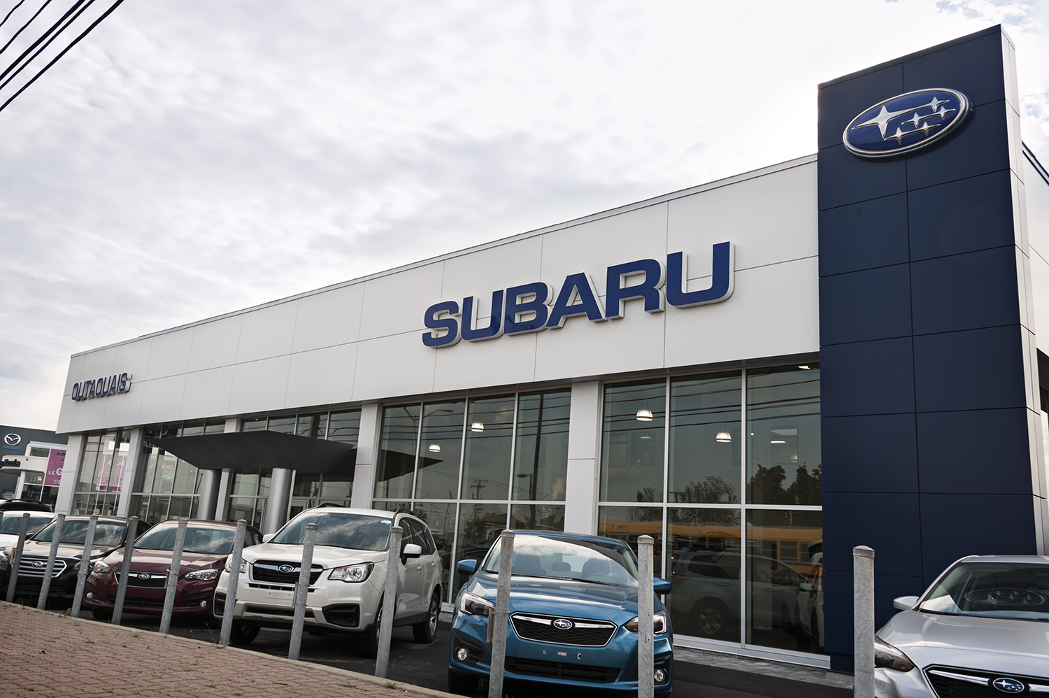 Boless construction commerciale concessionnaire automobile Gatineau